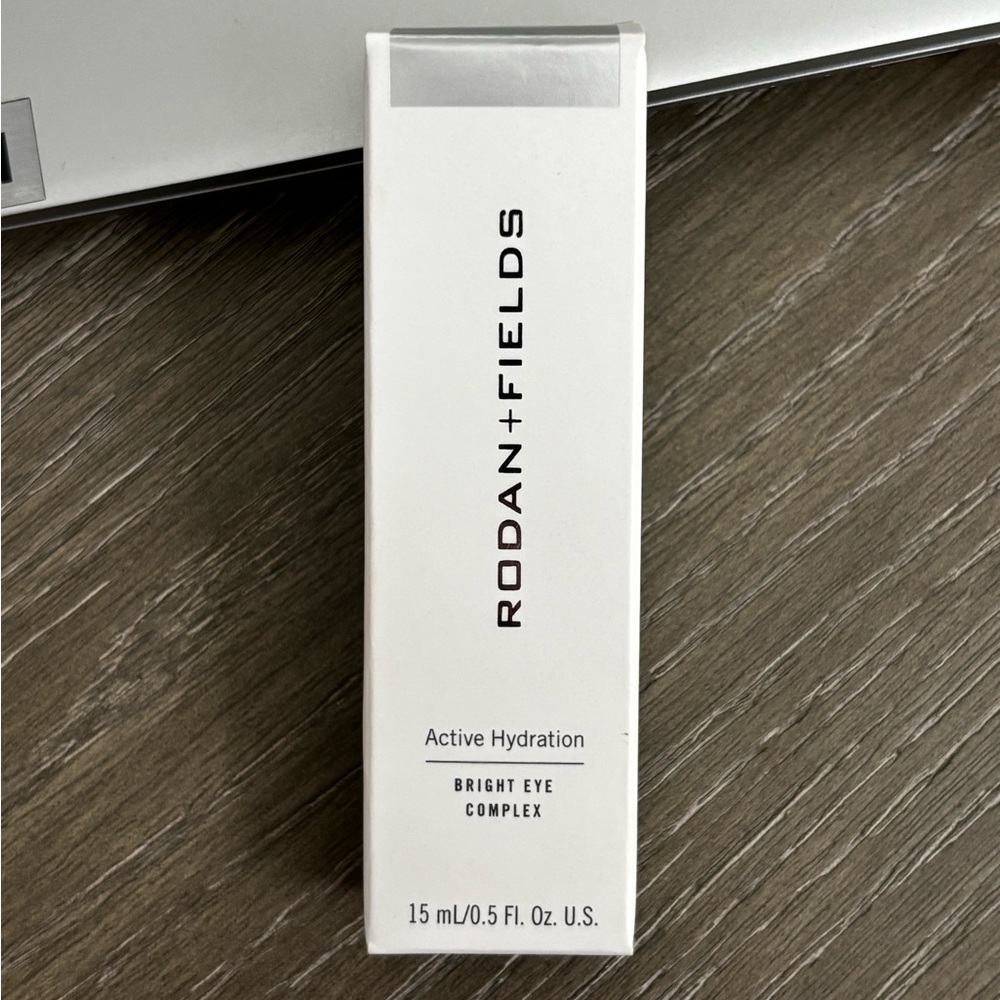 Rodan + Fields Active Hydration Eye Complex in White